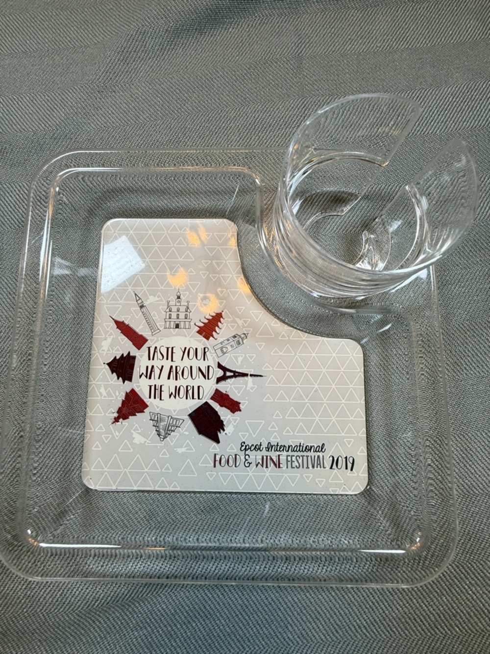 Disney 2019 Food and Wine Clear Plastic Snack Tray with Cup Holder - Picture 2 of 10
